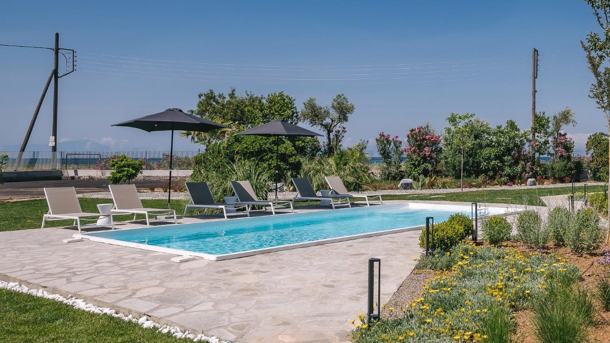 Electra Beachfront Suites, Nea Irakleia Екстериор снимка